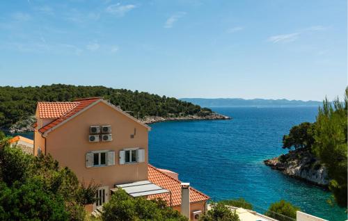 Amazing Apartment In Milna With Wifi — 4-Star Luxury Hotel in Milna, Croatia
