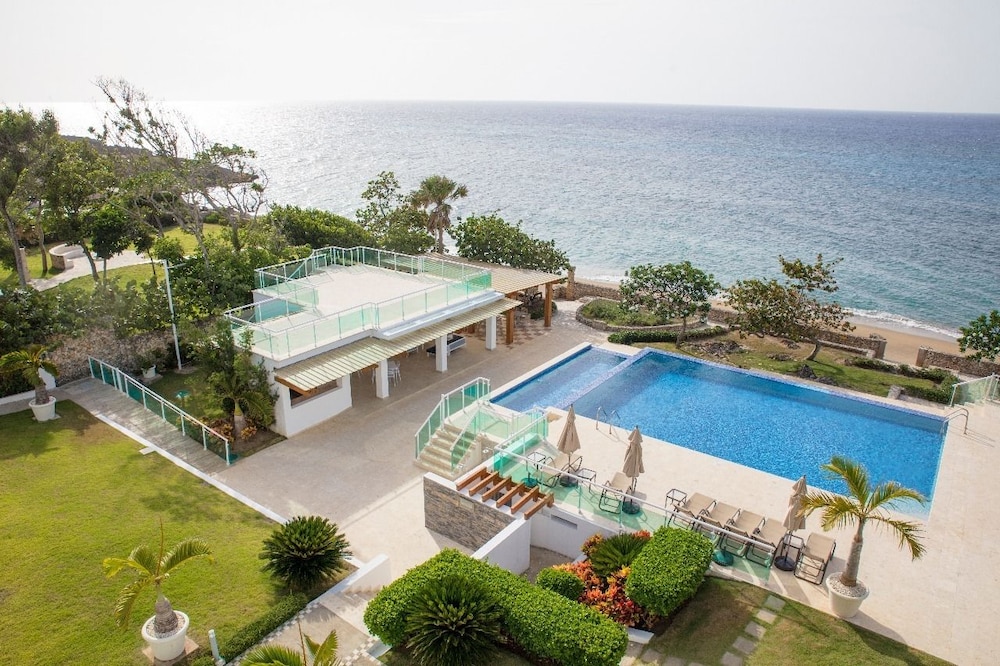 Ocean Front Apt BayRock 2 Sosua Cabarete — 4-Star Luxury Hotel in Sosua, Dominican Republic