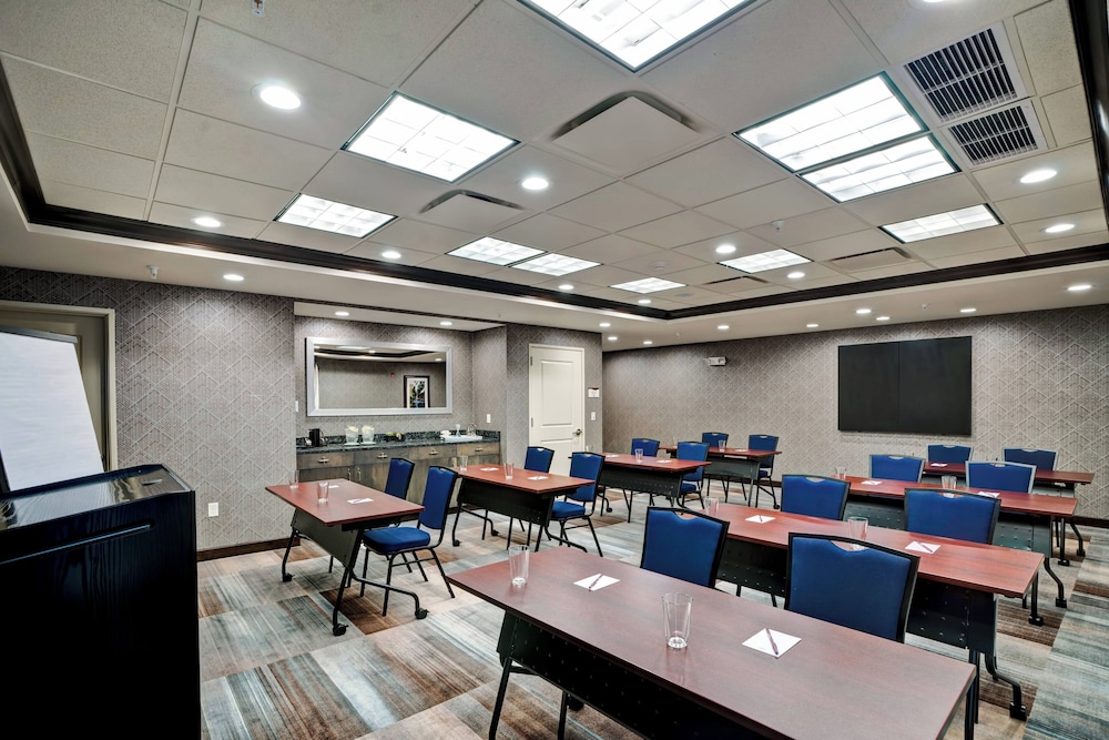 Residence Inn Hamilton - photo 23