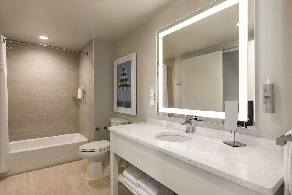 Embassy Suites by Hilton Panama City Beach Resort - photo 54
