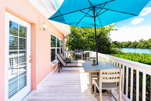 Siesta Key Bungalows the Lagoon Bungalows Complex in Sarasota, United States