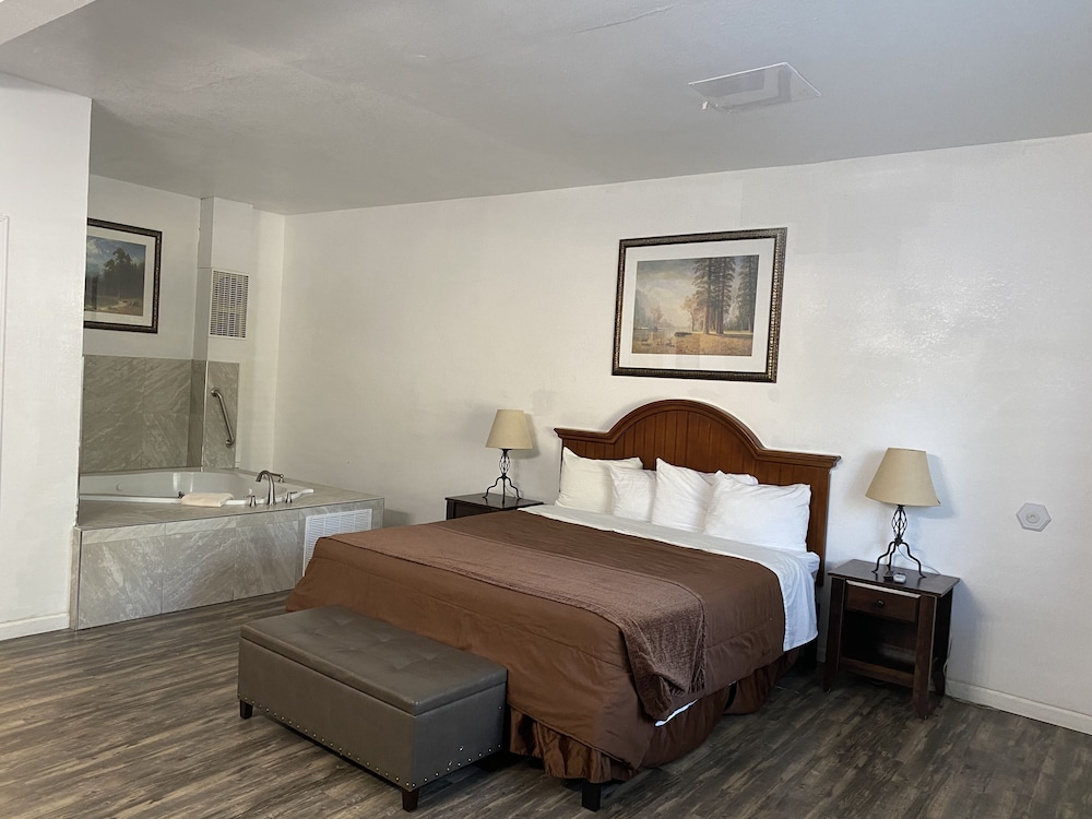 Big Pines Mountain House - photo 41