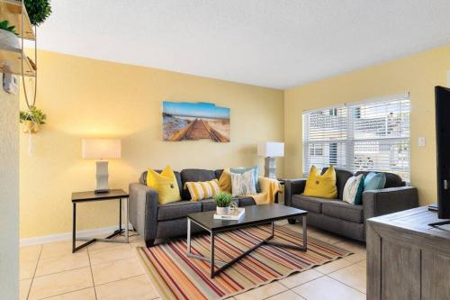 Ocean 20 Sunny Seaside — 4-Star Luxury Hotel in Indian Harbour Beach, United States