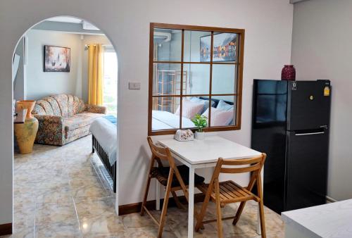 Rimhad jomtien beach condo seaside high ocean view — 4-Star Luxury Hotel in Pattaya, Thailand
