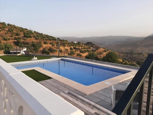 Vivienda Rural Villa Madrid AlcA zar — 4-Star Luxury Hotel in El Gastor, Spain