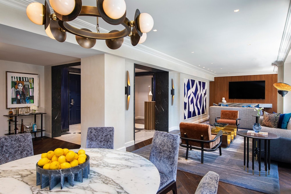 JW Marriott Essex House New York - photo 48