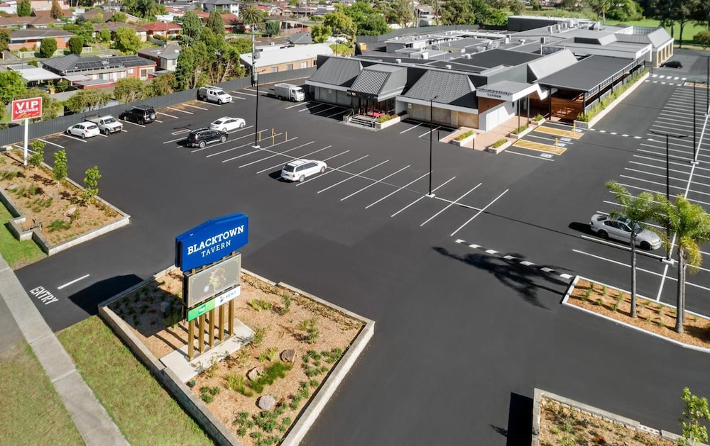 Blacktown Tavern — Blacktown
