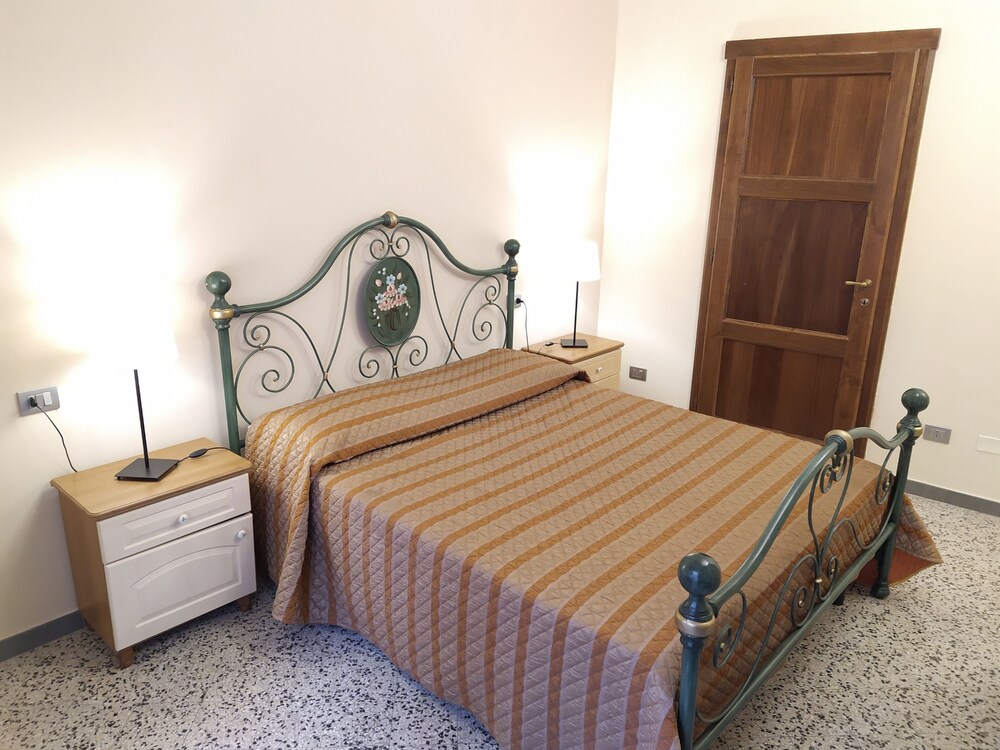 Palazzo Deca - last minute hotel in Subbiano