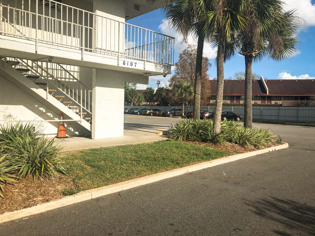Motel 6 Jacksonville FL Orange Park - photo 2
