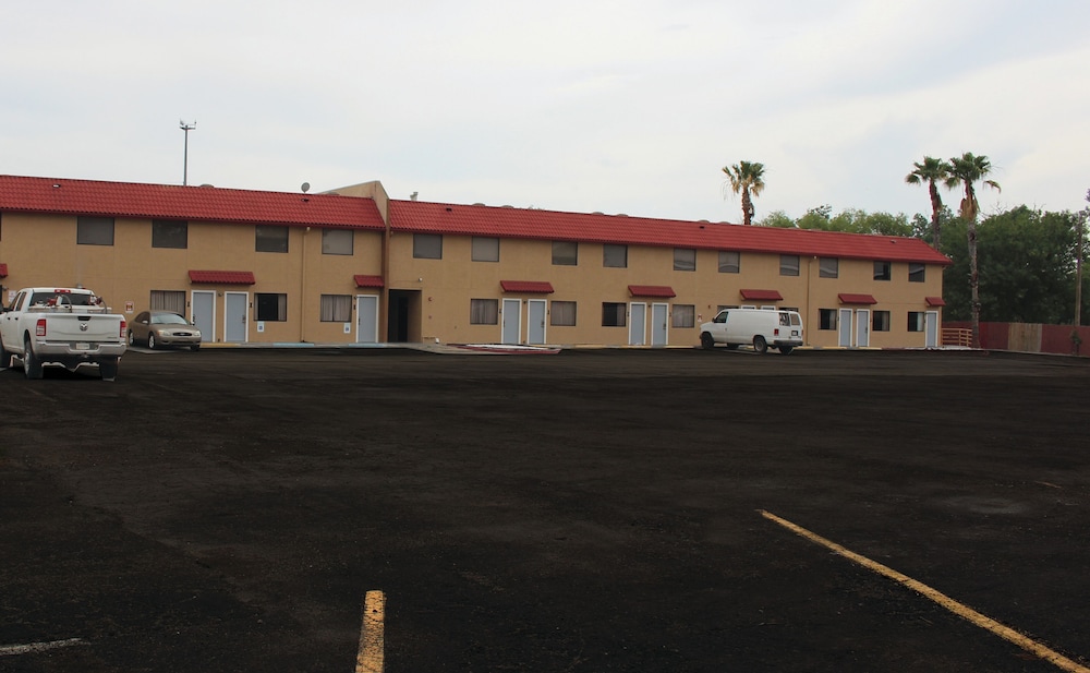 Baymont by Wyndham Del Rio - photo 5