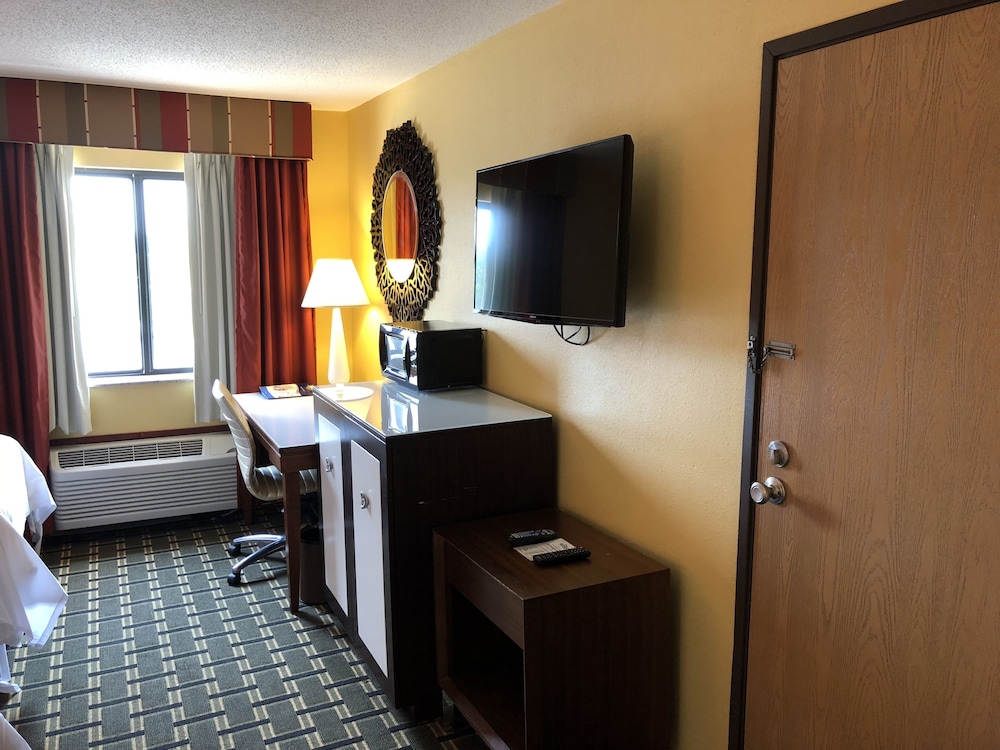 Baymont by Windham Springfield - photo 12
