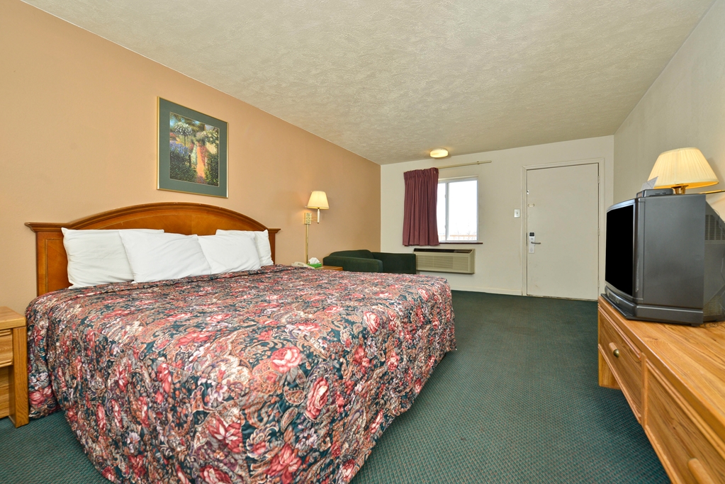 Americas Best Value Inn Marion IL - photo 6