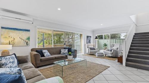 2 2 Cooloon St Hawks Nest in Hawks Nest, Australia