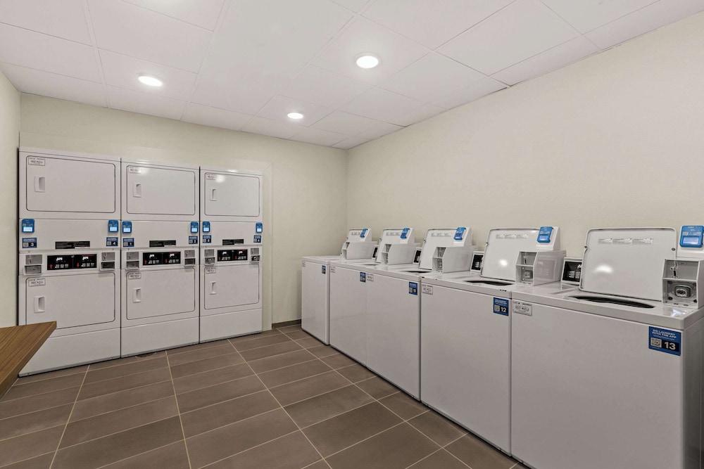 Everhome Suites Amarillo West Medical Center - photo 35