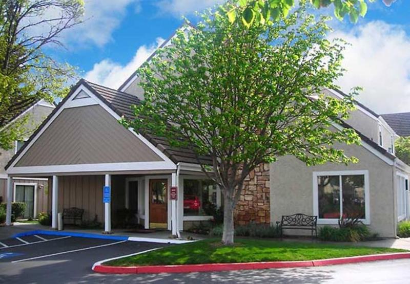 Residence Inn by Marriott Fremont Silicon Valley - photo 10