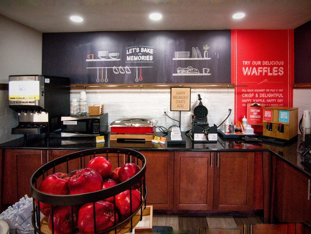 Hampton Inn Oklahoma City Edmond - photo 32