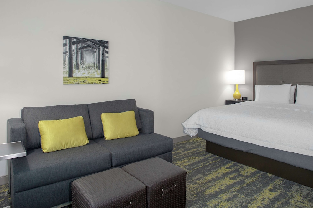 Hampton Inn & Suites Irvine Orange County Airport - photo 14