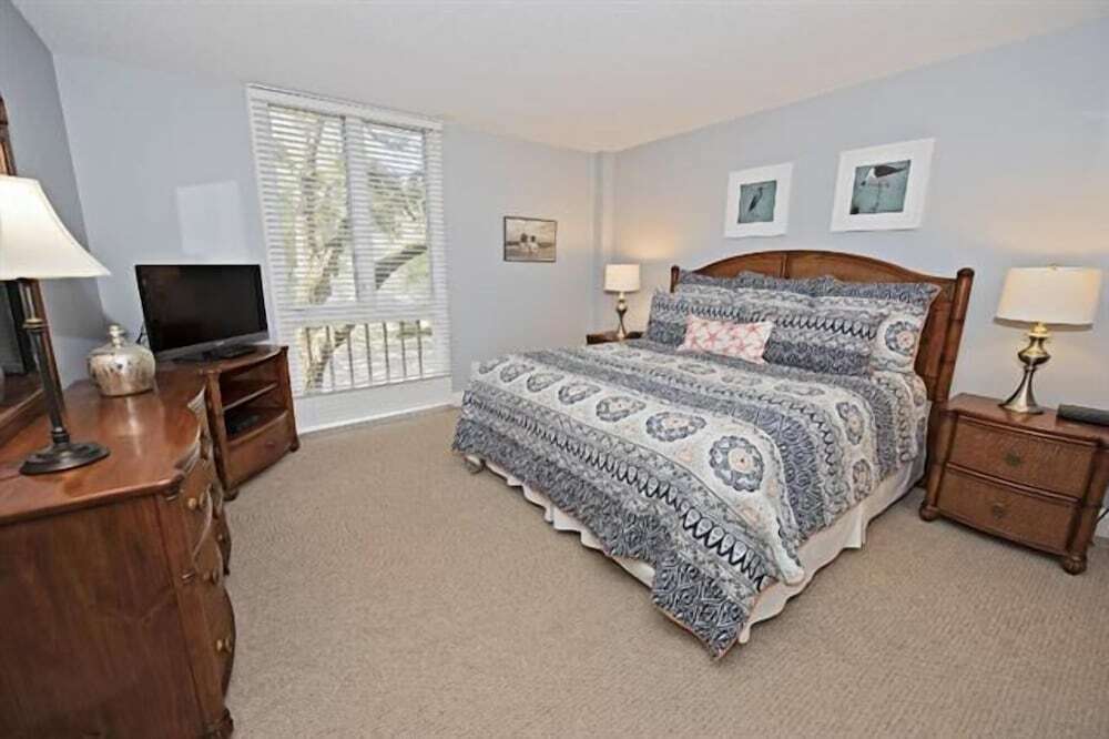 880 Ketch Court at The Sea Pines Resort - photo 3