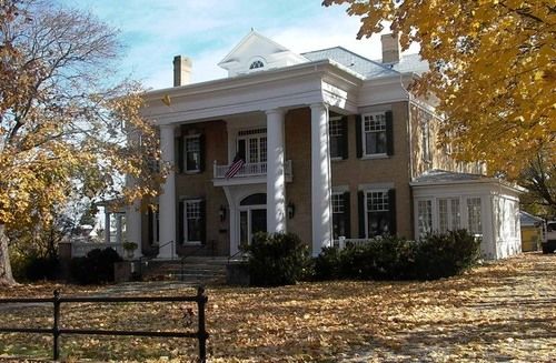 Trinkle Mansion Bed & Breakfast — 4-Star Luxury Hotel in Wytheville, United States