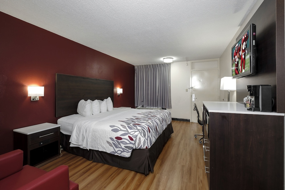 Red Roof Inn Gadsden - photo 18