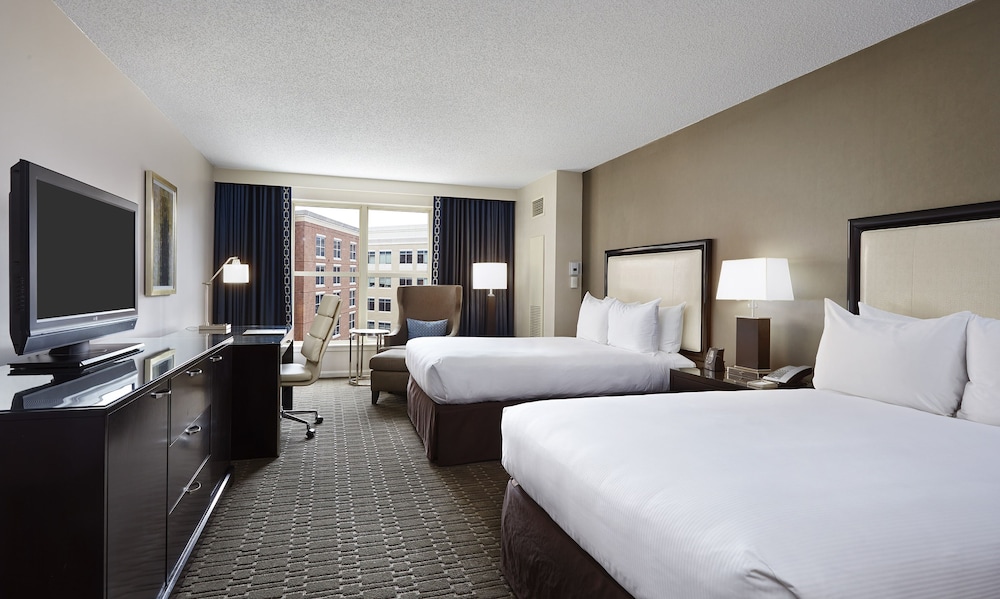 Hilton Alexandria Old Town - photo 10