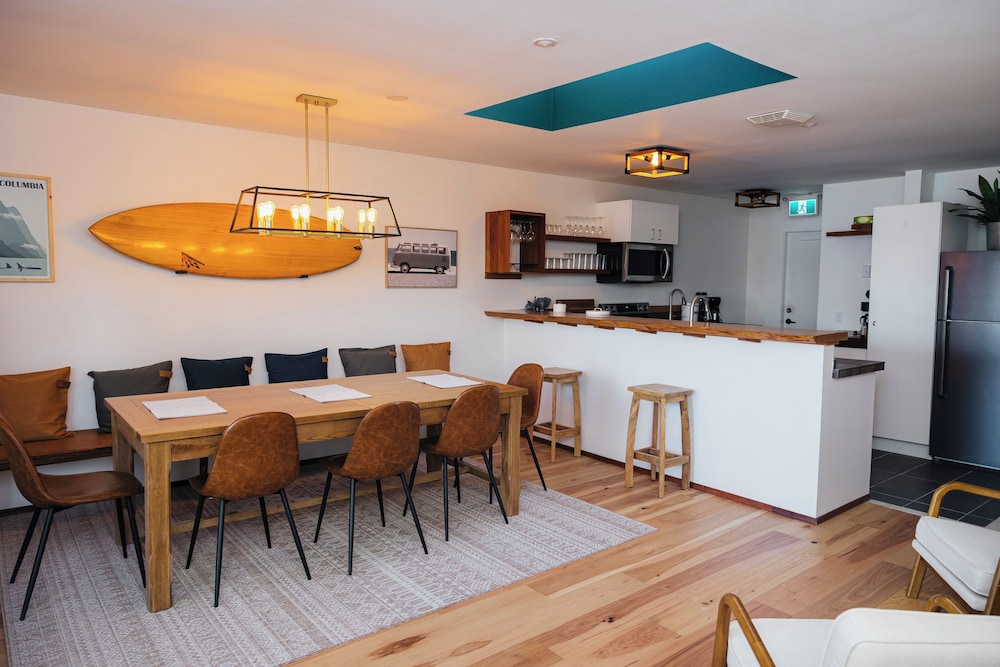 Secluded Oceanfront Upstairs in Tofino, Canada