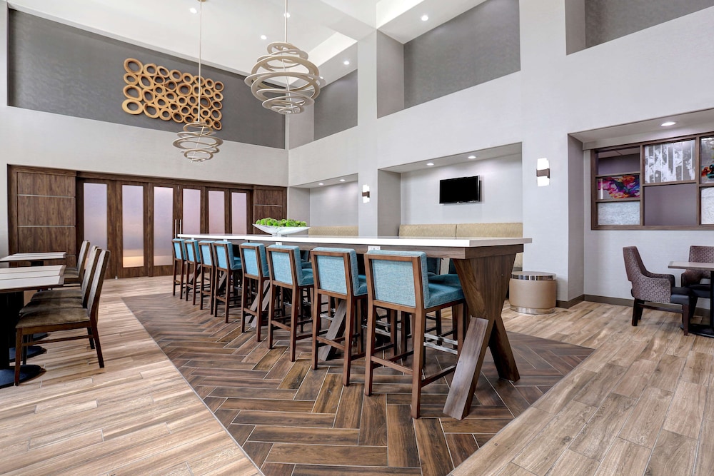 Hampton Inn & Suites Dallas DeSoto - photo 40