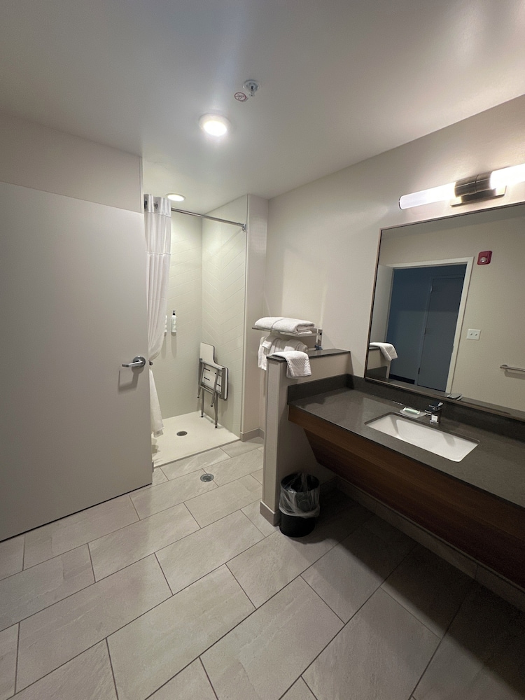 Fairfield Inn & Suites by Marriott Virgin Zion National Park - photo 18