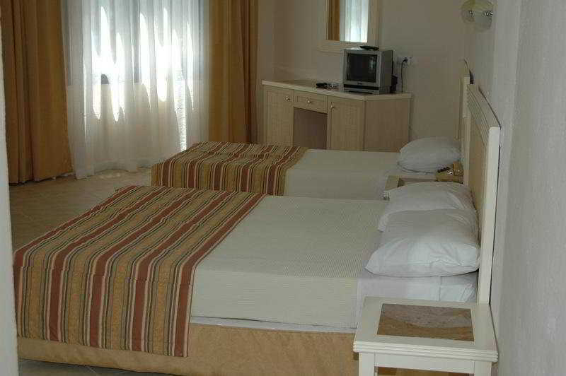 Miramer Beach — Marmaris — photo 3