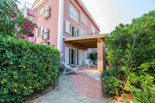 Apartments with parking space Baska Krk 22411 — 4-Star Luxury Hotel in Baska, Croatia