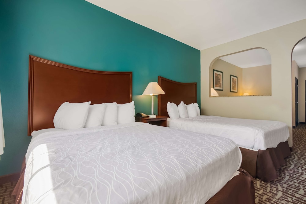 SureStay Plus Hotel by Best Western Topeka Northwest - photo 18