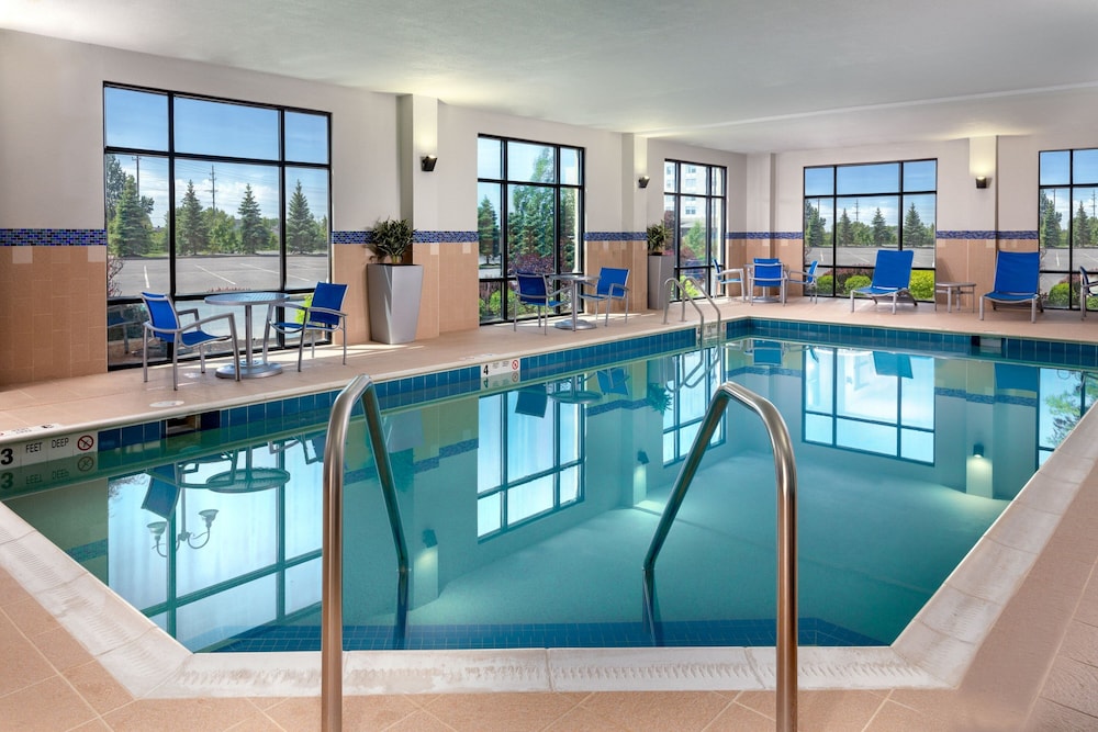 TownePlace Suites Buffalo Airport - photo 32