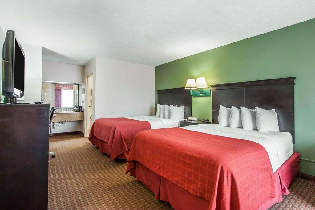 Quality Inn Savannah South - photo 6