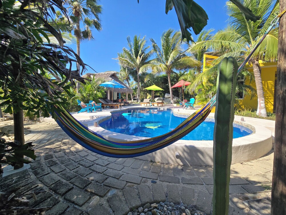 Ocean Oasis Hotel in Santa Maria Tonameca, Mexico