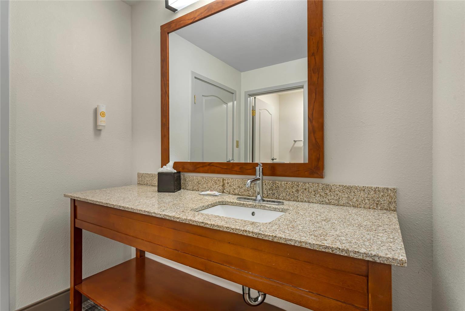 Comfort Inn & Suites Carbondale on the Roaring Fork - photo 25