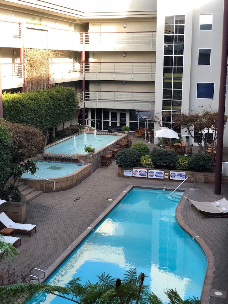 Cupertino Hotel - photo 32