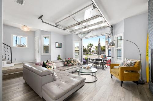 Giant Newport Duplex Surf Sand Playground Parking in Newport Beach, United States