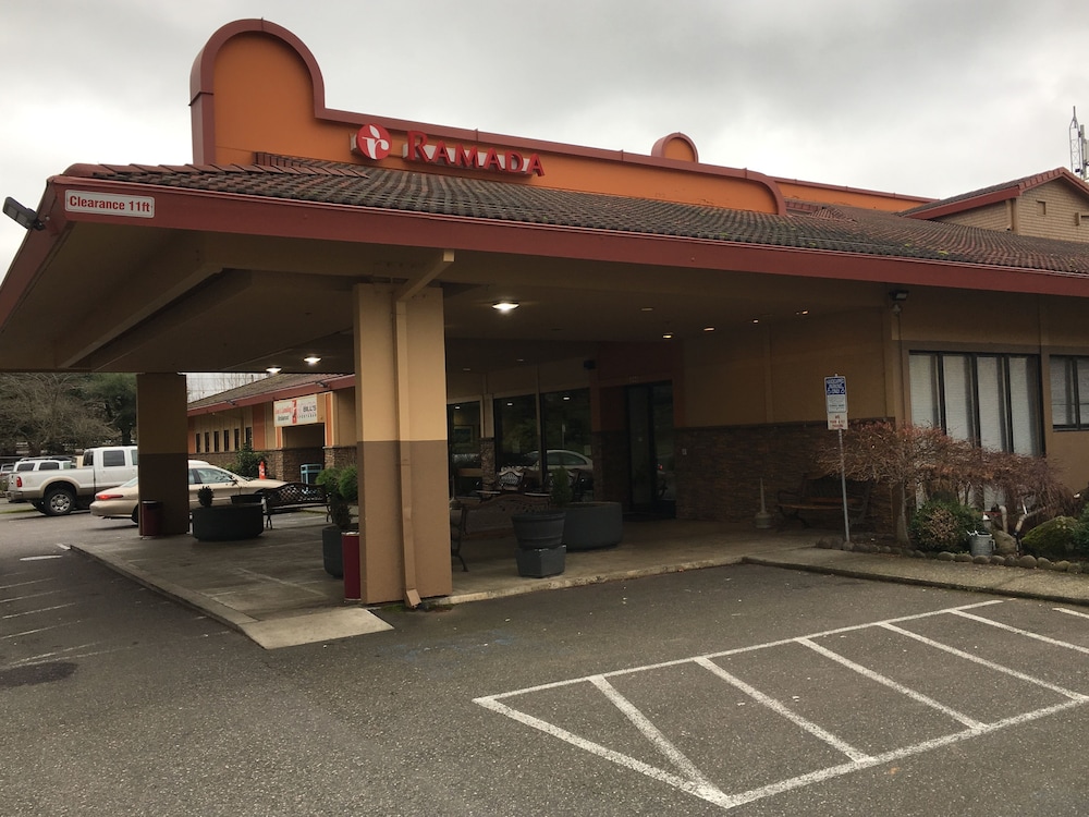 Ramada Portland Airport - photo 40