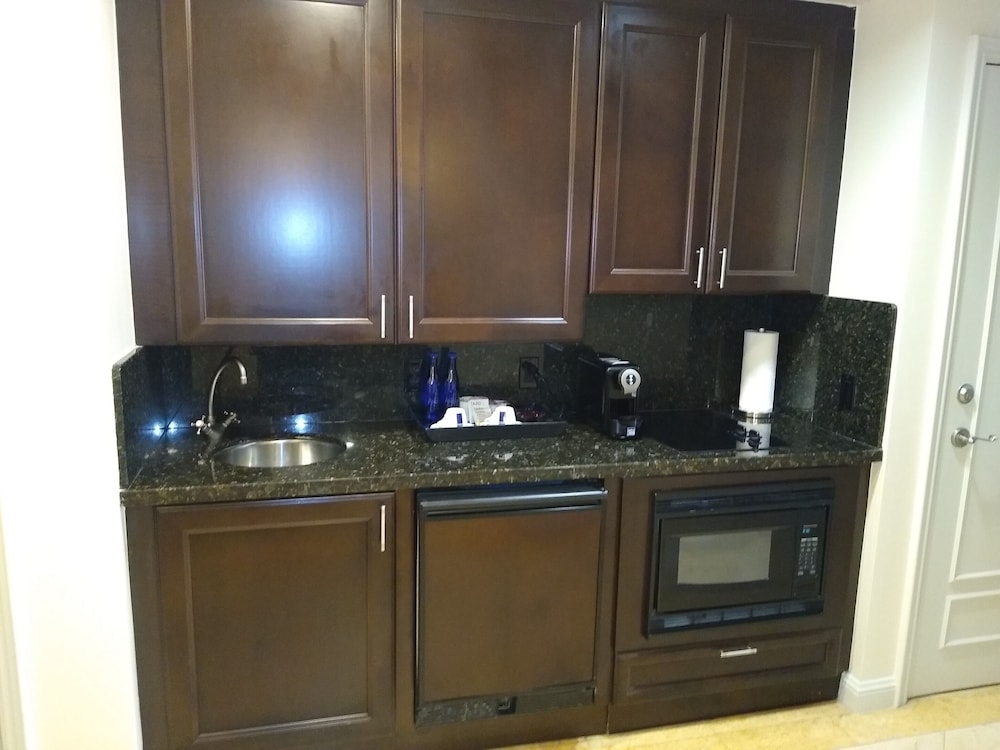 Private Residences at the Atlantic Resort and Spa - photo 27