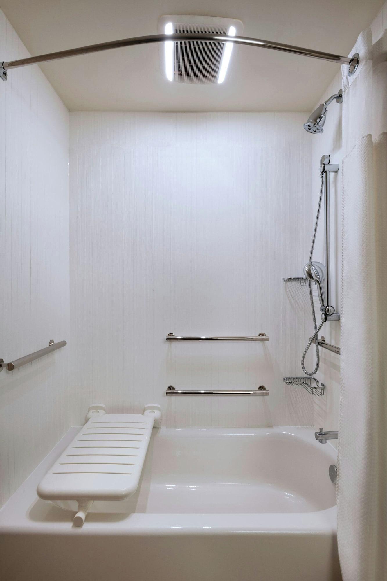 Courtyard by Marriott Dallas Grand Prairie - photo 16