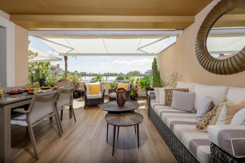Cidadela Luxury Apt with Pool — 4-Star Luxury Hotel in Cascais, Portugal