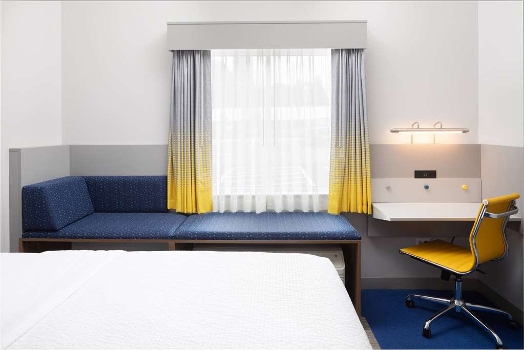 Microtel Inn & Suites by Wyndham Macedon - photo 24