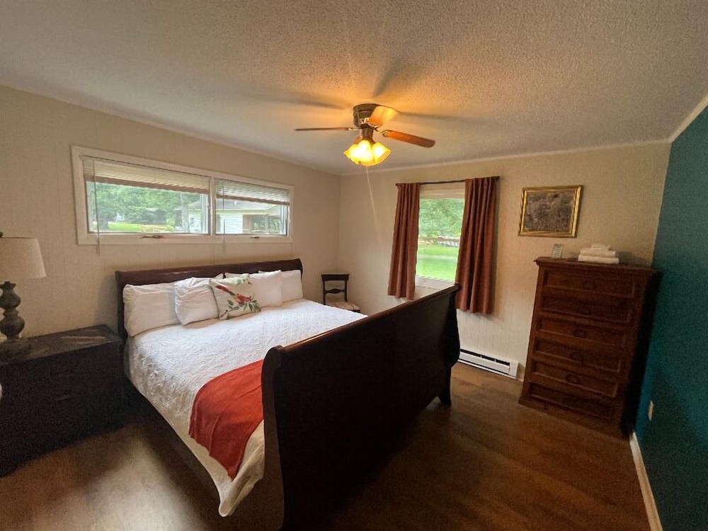 Meadowlark Motel with Restaurant & Bar - photo 18