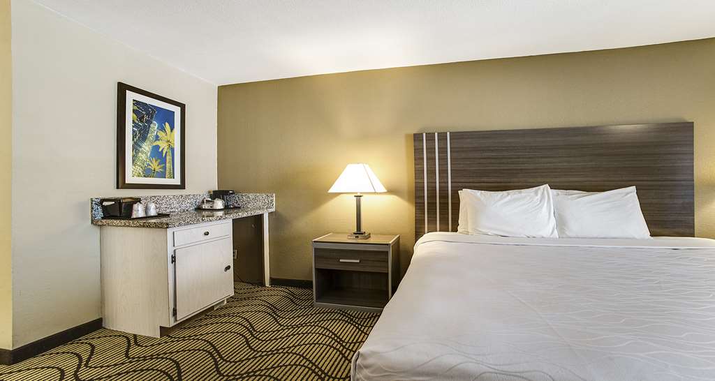 SureStay Plus Hotel by Best Western Sacramento North - photo 25