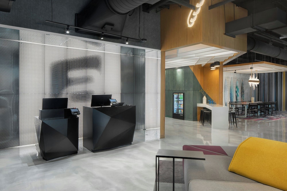 Aloft Fort Lauderdale Airport - photo 3