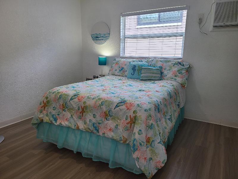 Sun Island Motel - photo 54