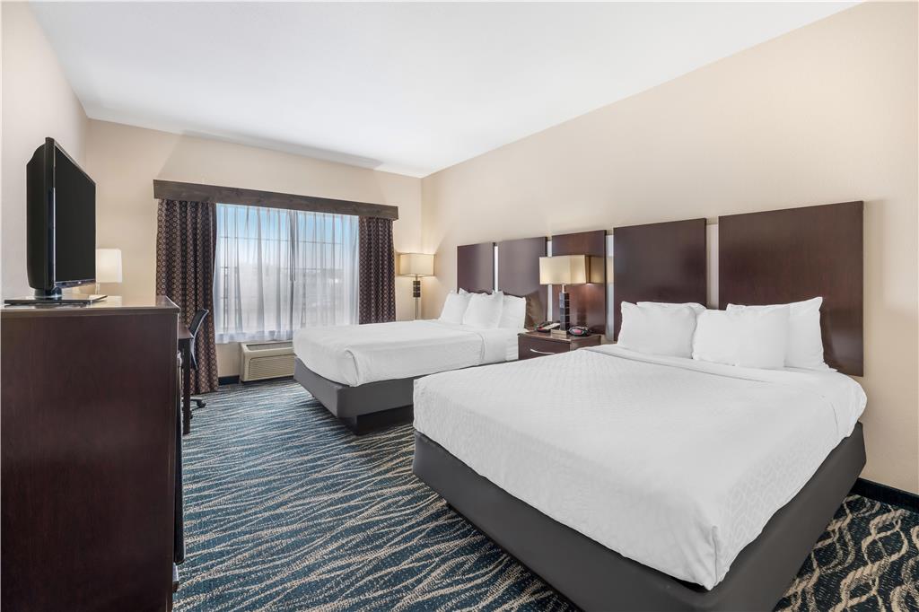Best Western Plus Eastgate Inn & Suites - photo 23
