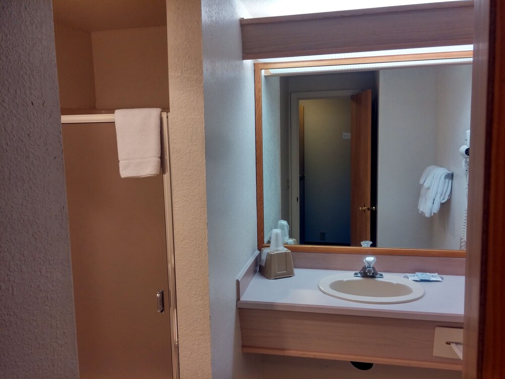 Surfside Resort - photo 19