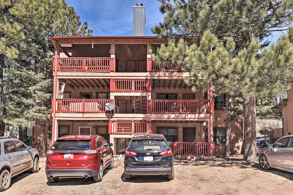 Angel Fire Condo with Fireplace Less Than 1 Mi to Ski Resort - photo 14
