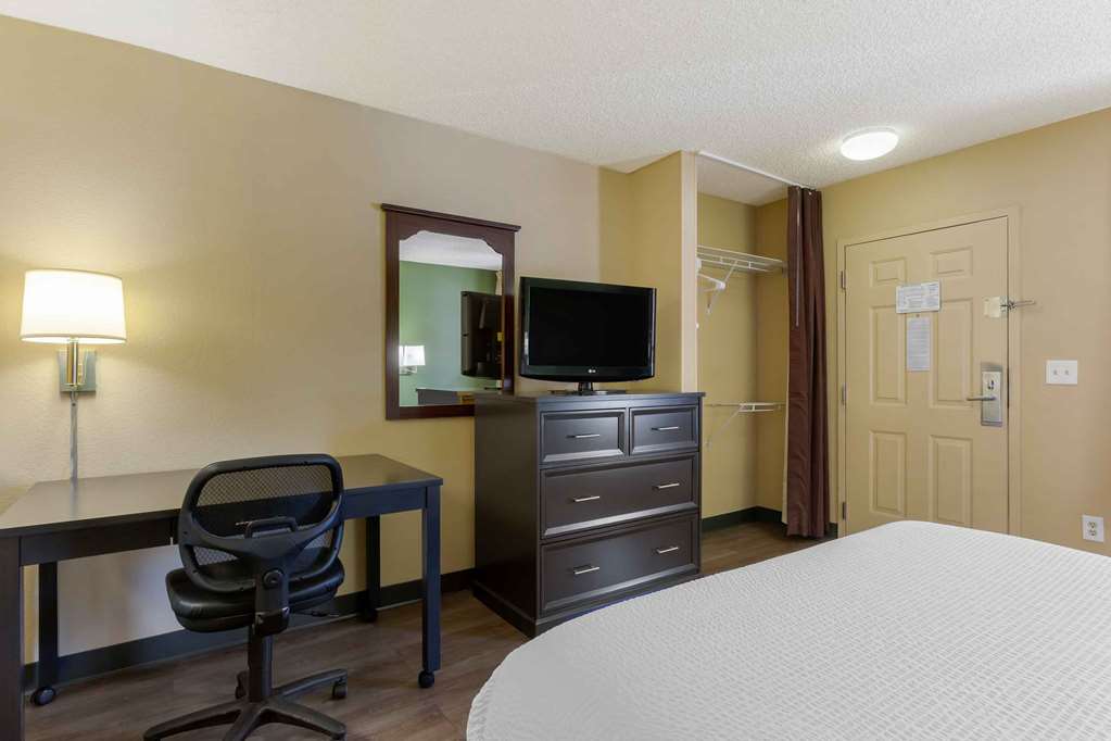 Extended Stay America Select Suites Phoenix Scottsdale North - photo 12